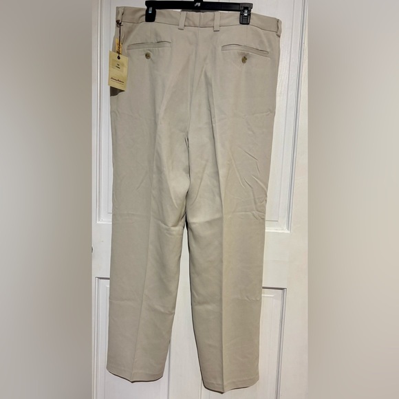 Tommy Bahama St. Thomas Pleated Front Silk Pants- 38x30 - Picture 3 of 6